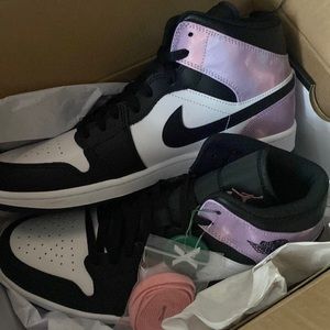 Men’s Air Jordan Mid SE